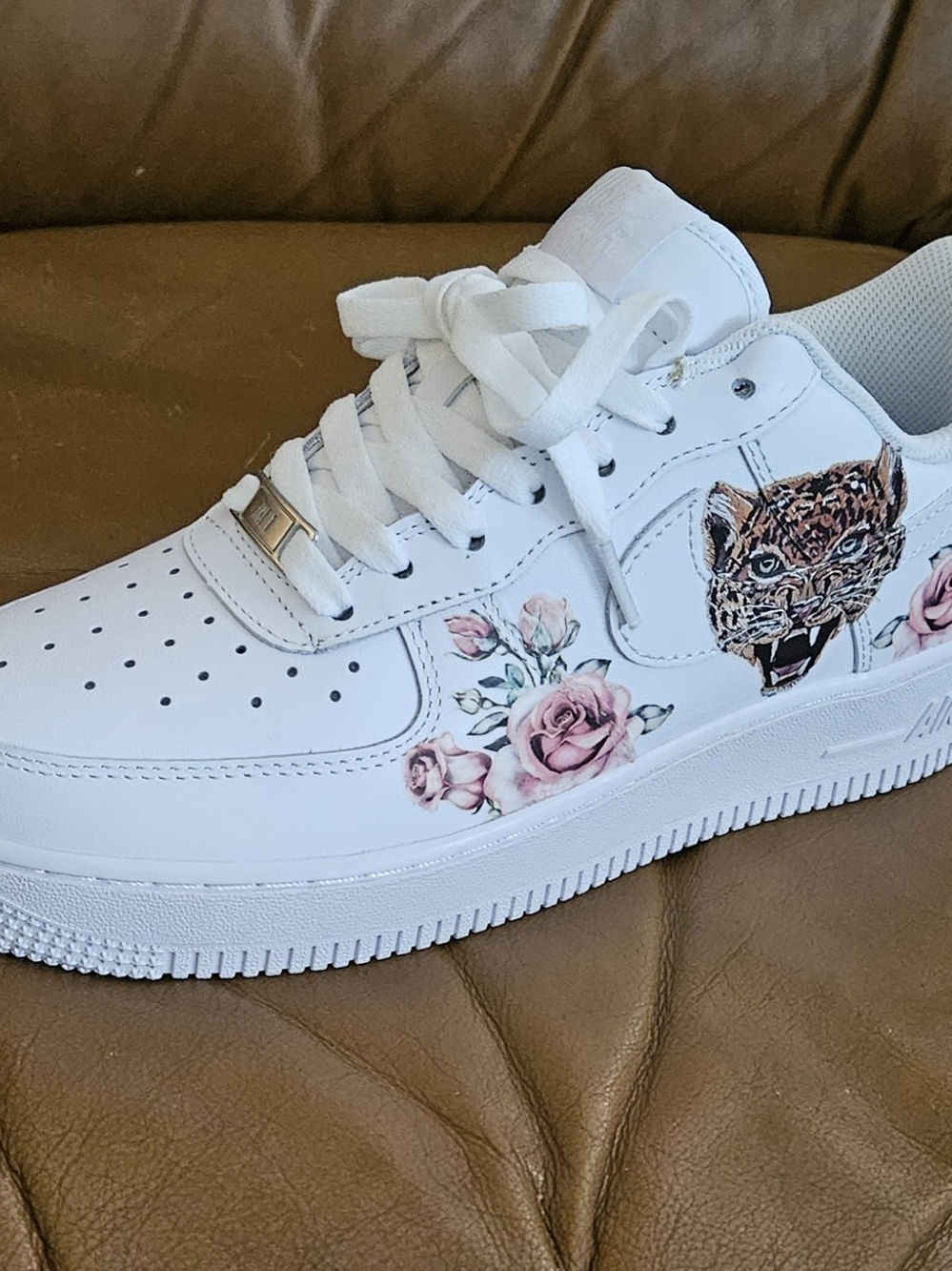 Women's Nike Air Force 1 '07 Customized Floral Designer Sneakers Sz 7.5 WOMEN/6Y - Picture 4 of 14